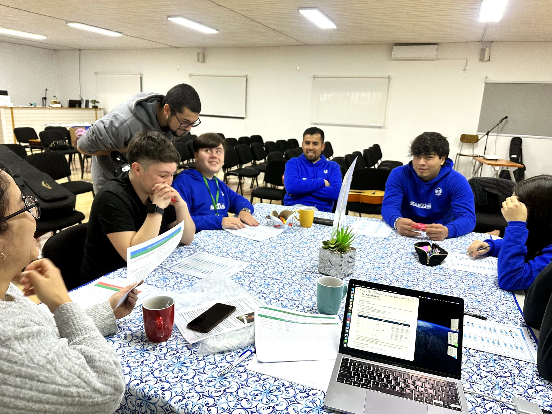 Equipo Saetas en una reunión de planificación